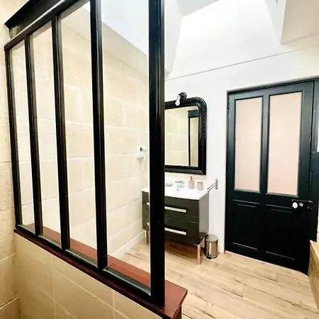 بيت للعطل Casa Rochelaise - Jacuzzi لا روشيل